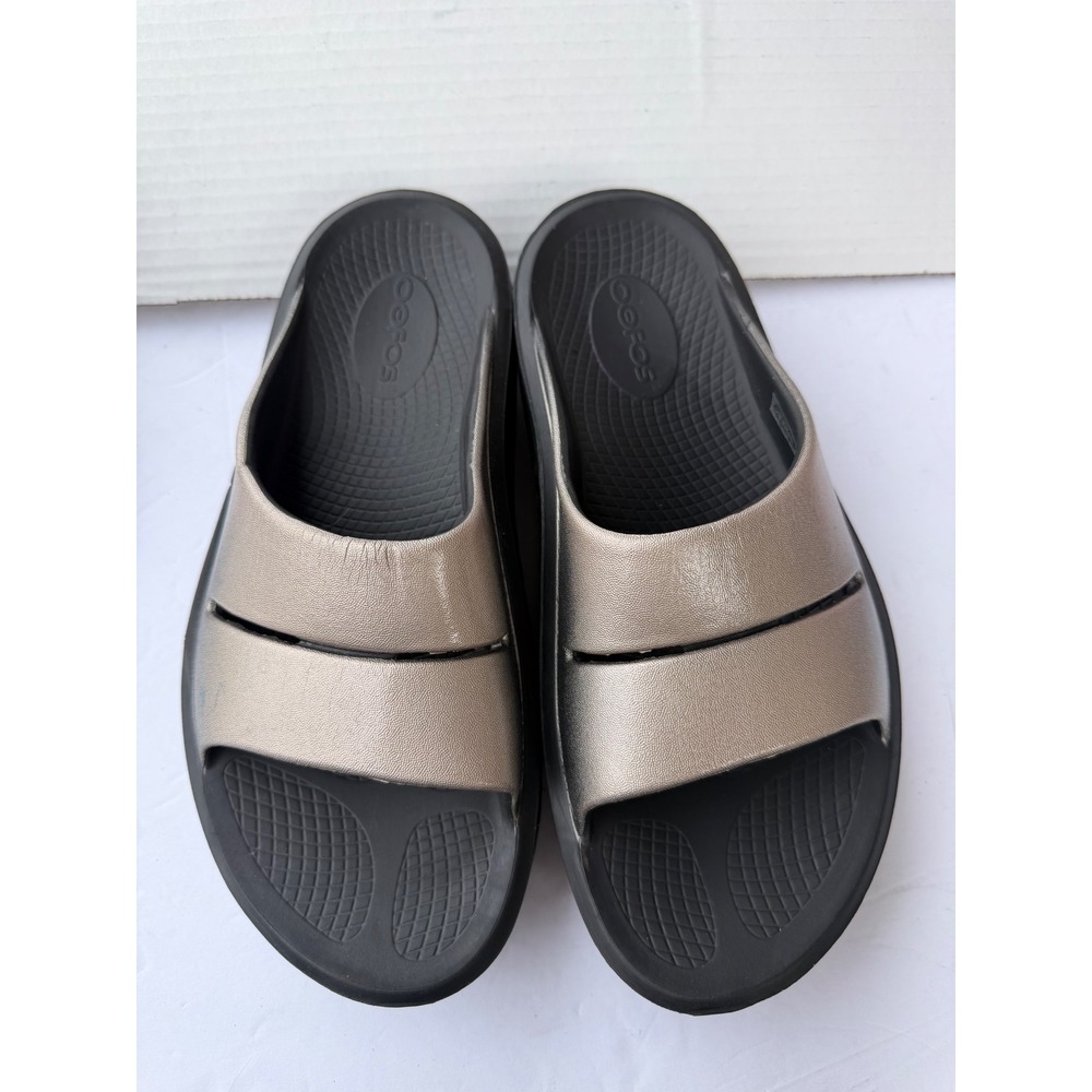 Oofos Metallic Slide Platform Sandals - Women's Bronze/Black - Picture 4 of 10